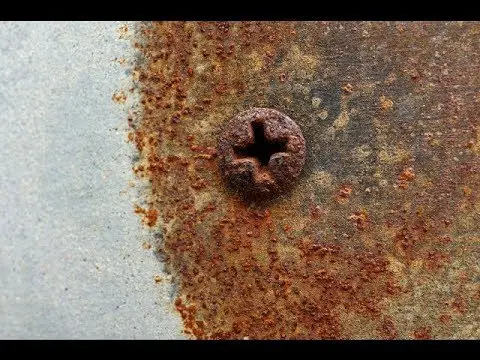 How to Remove Rusted Screws