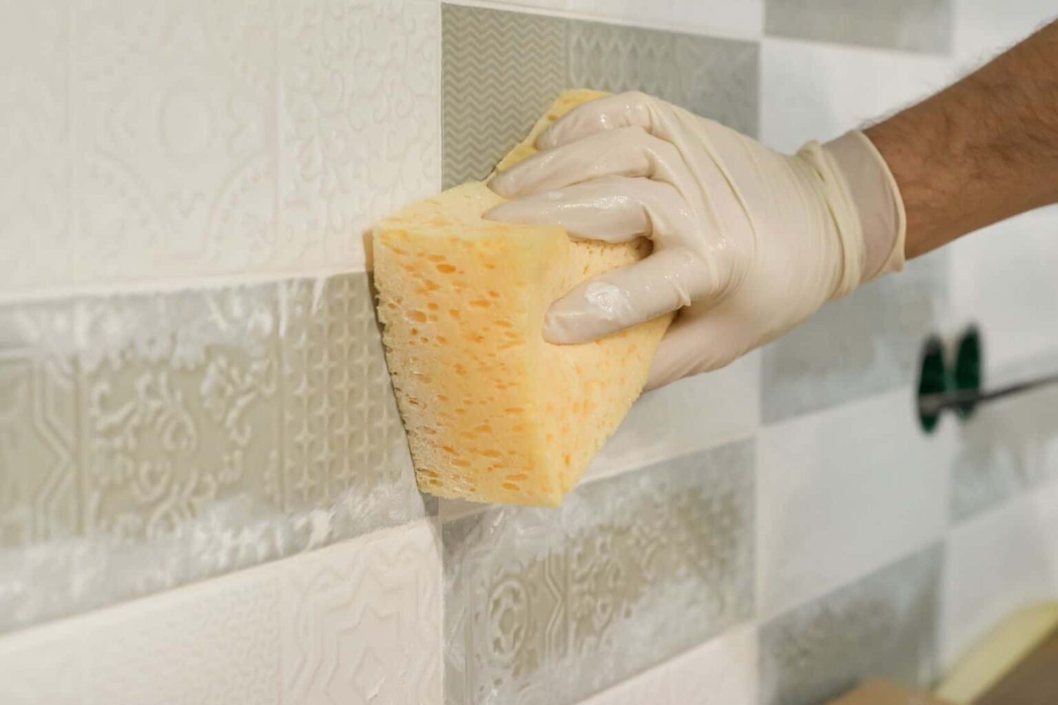 how-to-remove-glue-from-floor-tiles-theflooringidea